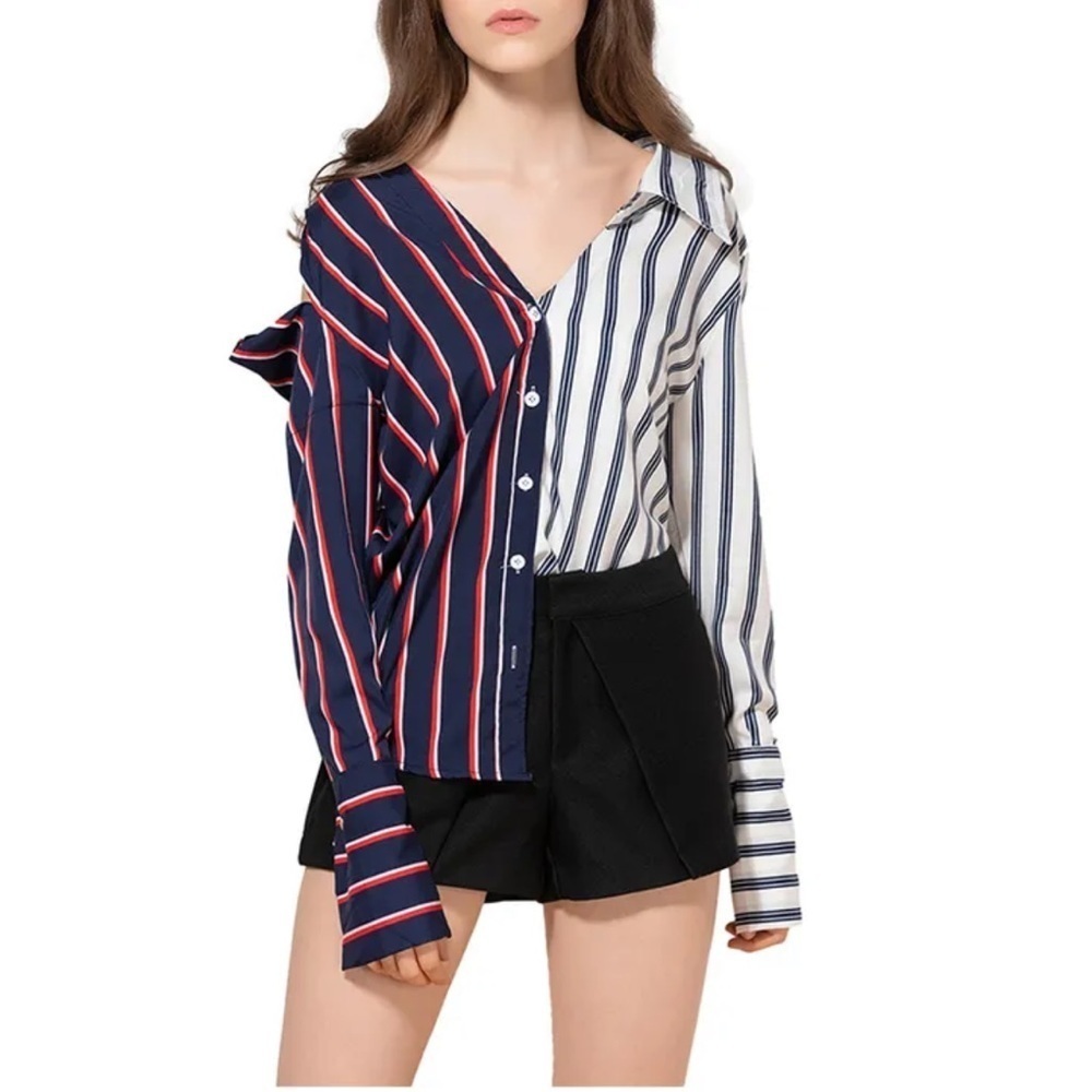 Nordstrom Alpha and omega stripe blouse top